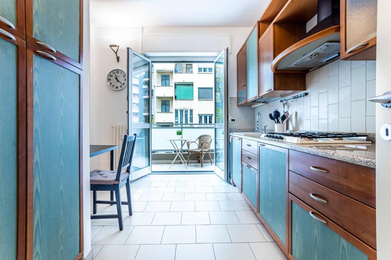 Joivy Lovely And Inviting Flat With Balcony Milán Exterior foto