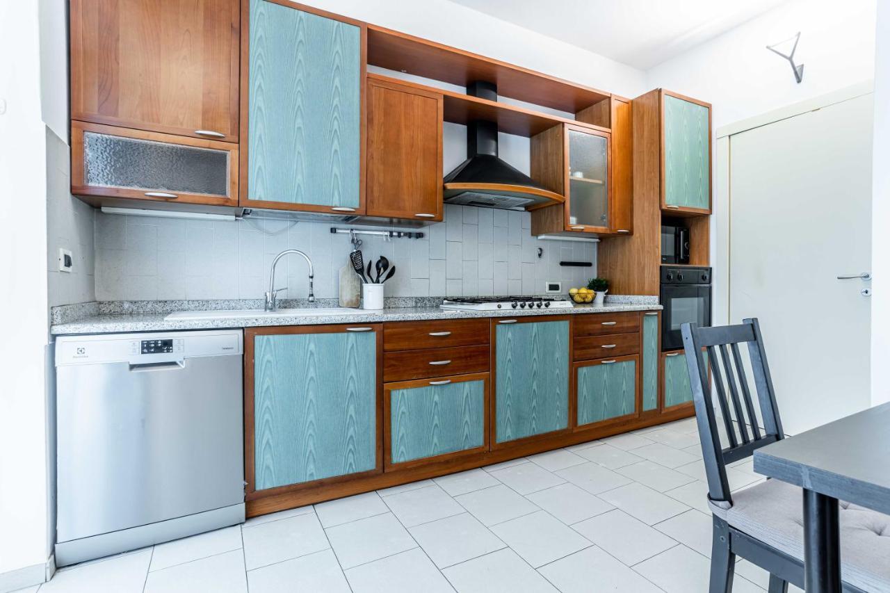 Joivy Lovely And Inviting Flat With Balcony Milán Exterior foto